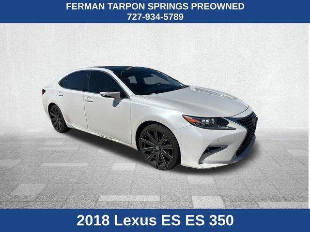 Photo of 2018 White Lexus ES 350