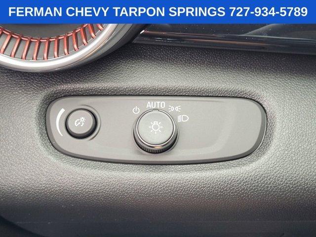 Photo of 2025 Summit White Chevrolet Trax