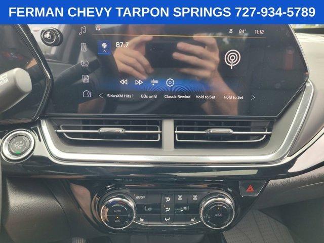 Photo of 2025 Summit White Chevrolet Trax