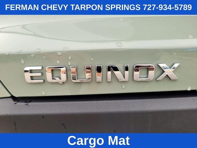 Photo of 2026 Green Chevrolet Equinox