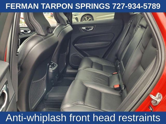 Photo of 2022 Fusion Red Metallic Volvo XC60