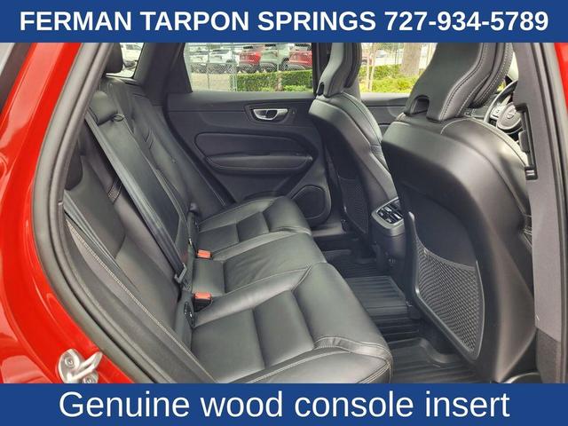 Photo of 2022 Fusion Red Metallic Volvo XC60