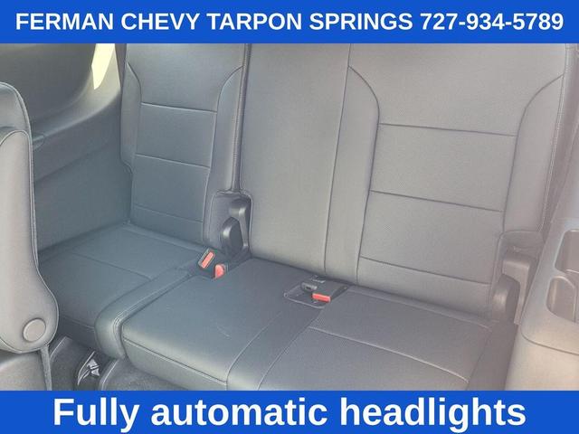Photo of 2025 Mosaic Black Metallic Chevrolet Traverse