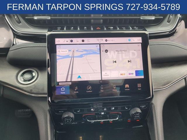 Photo of 2023 Diamond Black Jeep Grand Cherokee