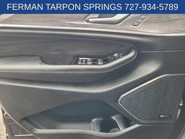 Photo of 2023 Diamond Black Jeep Grand Cherokee