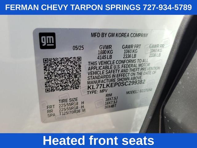 Photo of 2025 Summit White Chevrolet Trax