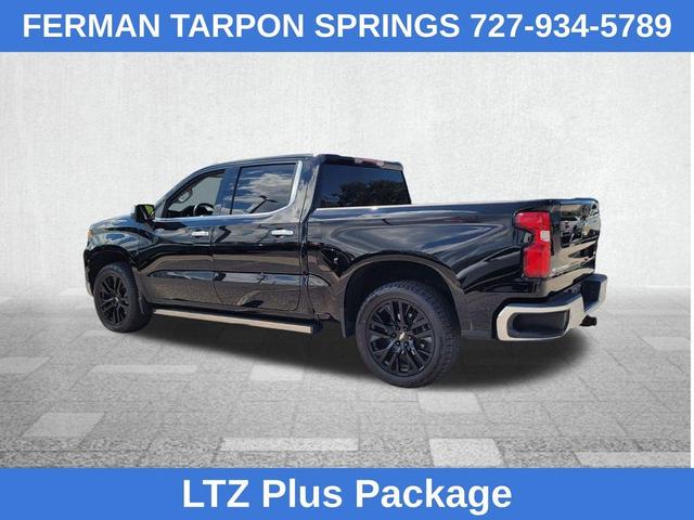 Photo of 2022 Black Chevrolet Silverado 1500