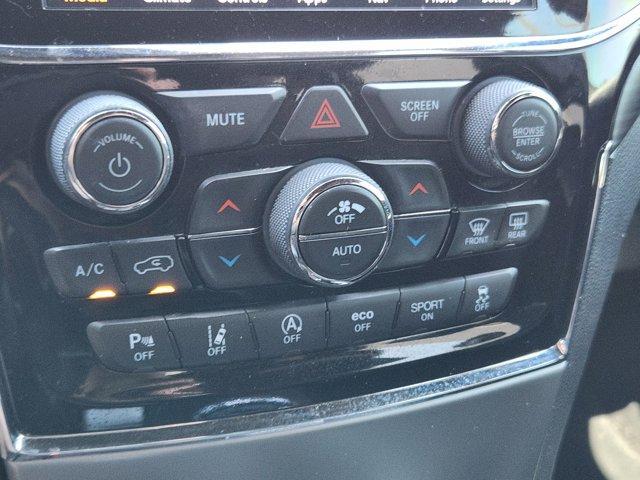 Photo of 2020 Velvet Red Pearlcoat Jeep Grand Cherokee