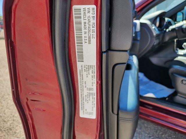 Photo of 2020 Velvet Red Pearlcoat Jeep Grand Cherokee