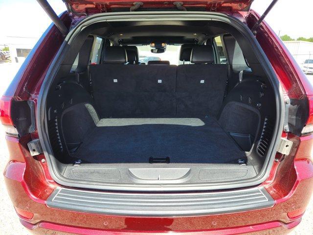 Photo of 2020 Velvet Red Pearlcoat Jeep Grand Cherokee