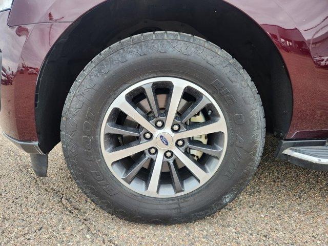 Photo of 2020 Red Ford Expedition