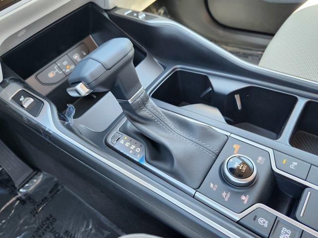 Photo of 2025 Glacial White Pearl Kia Sorento