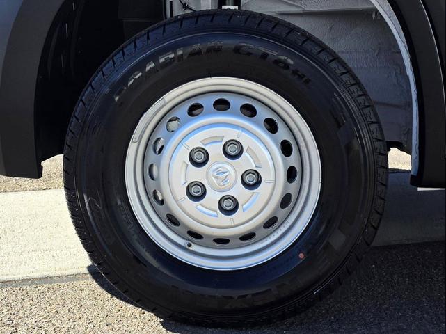 Photo of 2026 Bright White Clearcoat RAM ProMaster 2500