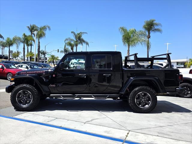 Photo of 2022 Black Clearcoat Jeep Gladiator