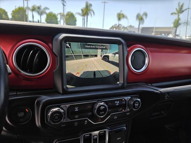 Photo of 2022 Black Clearcoat Jeep Gladiator