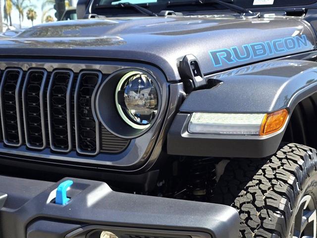Photo of 2025 Granite Crystal Metallic Clearcoat Jeep Wrangler 4xe