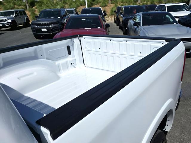 Photo of 2025 Bright White Clearcoat RAM 1500