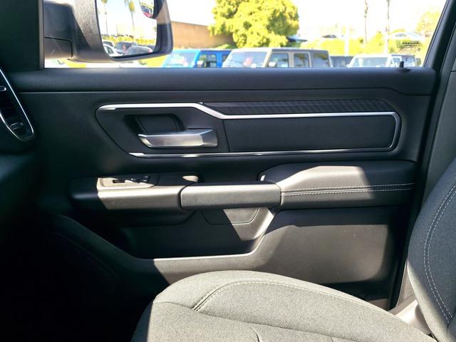 Photo of 2025 Bright White Clearcoat RAM 1500