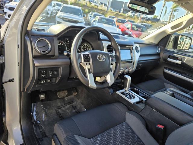 Photo of 2019 Gray Toyota Tundra