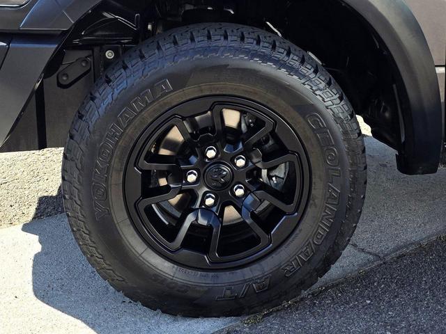 Photo of 2022 Granite Crystal Metallic Clearcoat RAM 1500 Classic