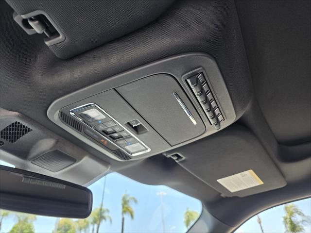 Photo of 2022 Oxford White Ford F-150