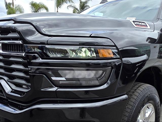 Photo of 2025 Diamond Black Crystal Pearlcoat RAM 2500