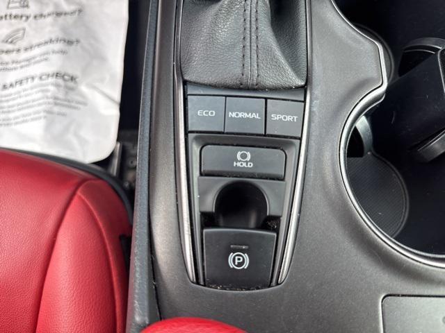 Photo of 2024 Wind Chill Pearl Toyota Camry