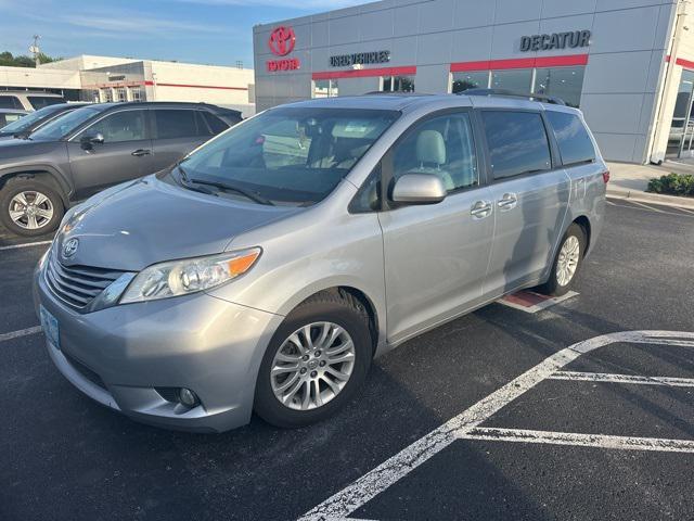 2016 Toyota Sienna