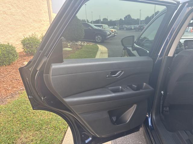 Photo of 2024 Deep Ocean Blue Pearl Nissan Pathfinder