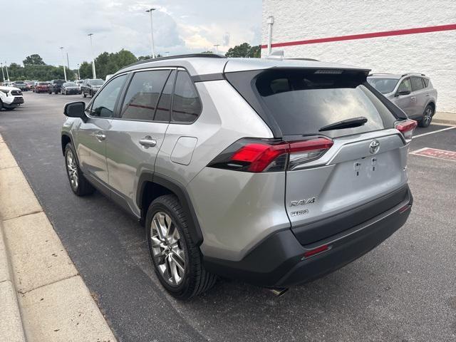 Photo of 2019 Silver Sky Metallic Toyota RAV4