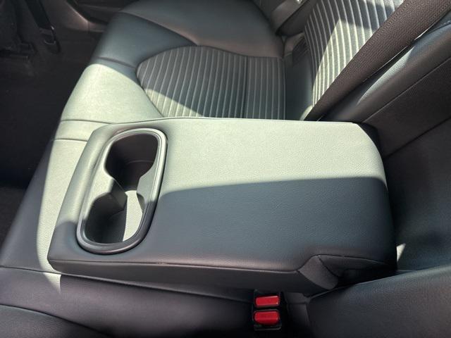 Photo of 2020 Midnight Black Metallic Toyota Camry