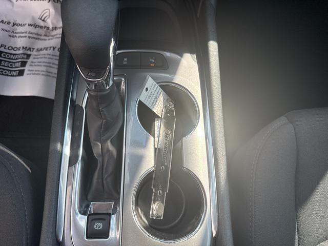Photo of 2024 Mineral Gray Metallic Chevrolet Malibu