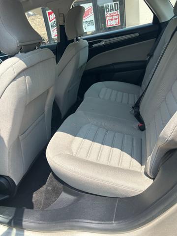 Photo of 2018 Gold Ford Fusion Hybrid