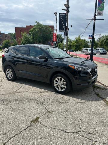 Photo of 2021 Gray Hyundai TUCSON