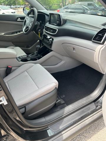 Photo of 2021 Gray Hyundai TUCSON