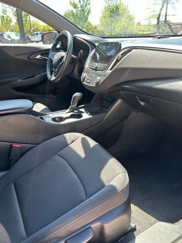 Photo of 2020 Gray Chevrolet Malibu