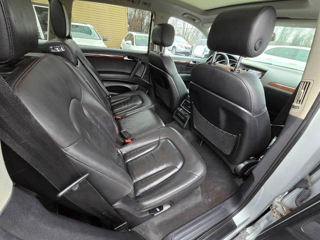 Photo of 2012 Silver Audi Q7
