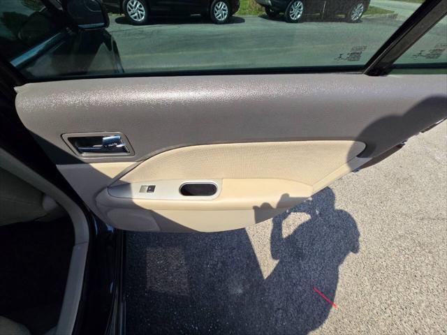Photo of 2012 Black Ford Fusion Hybrid