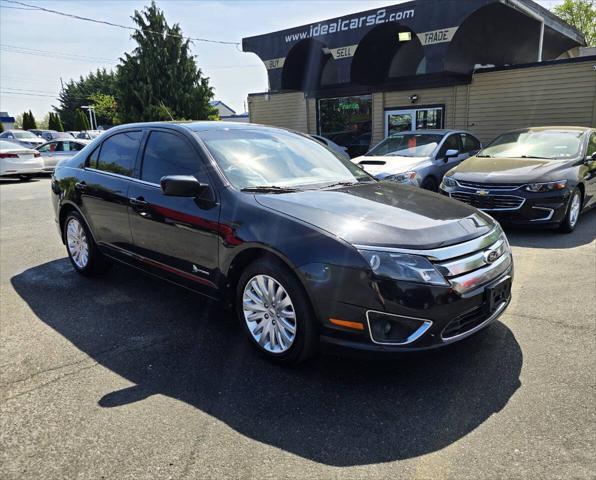 Photo of 2012 Black Ford Fusion Hybrid