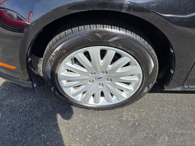 Photo of 2012 Black Ford Fusion Hybrid