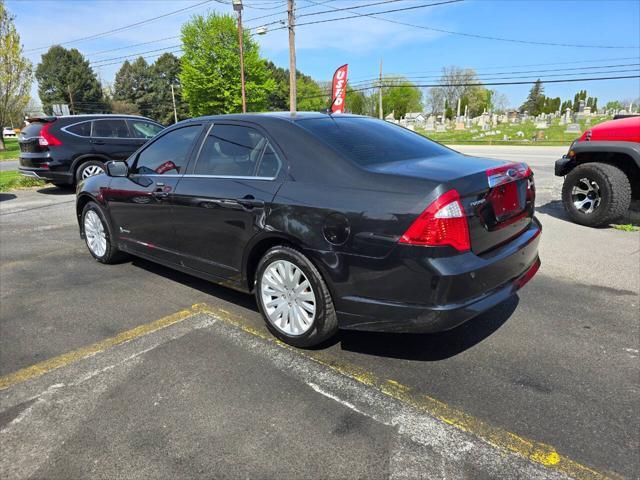 Photo of 2012 Black Ford Fusion Hybrid