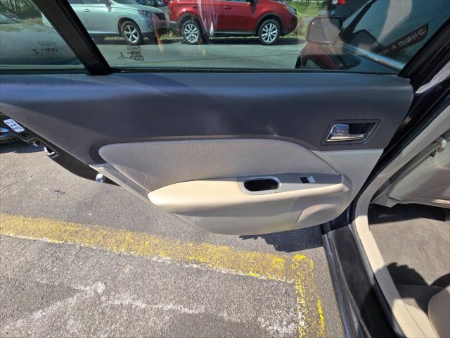 Photo of 2012 Black Ford Fusion Hybrid