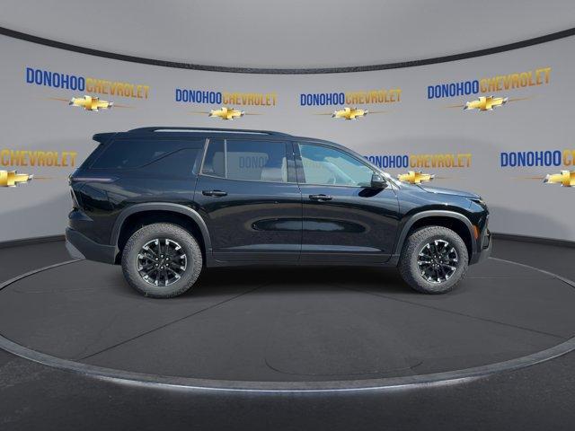 Photo of 2026 Mosaic Black Metallic Chevrolet Traverse