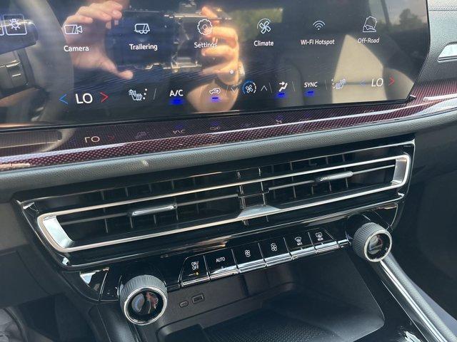 Photo of 2026 Mosaic Black Metallic Chevrolet Traverse