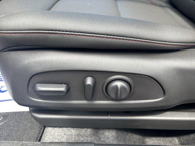 Photo of 2025 Sterling Gray Metallic Chevrolet Trax