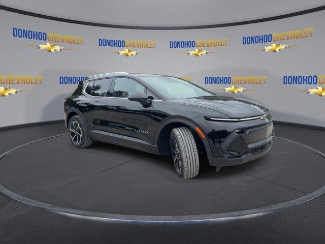 Photo of 2026 Black Chevrolet Equinox EV