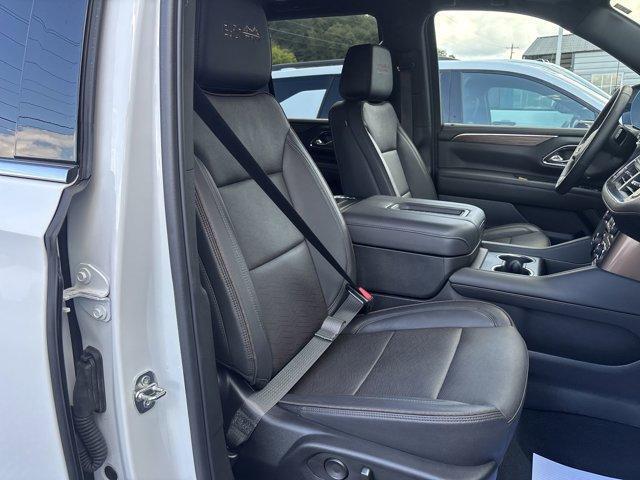 Photo of 2024 Summit White Chevrolet Tahoe