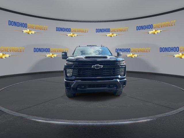 Photo of 2025 Black Chevrolet Silverado 2500