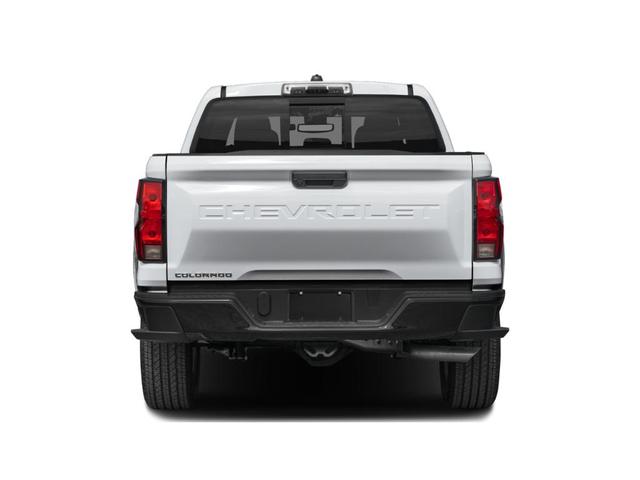 Photo of 2025 Summit White Chevrolet Colorado