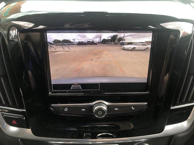 Photo of 2020 Silver Ice Metallic Chevrolet Traverse